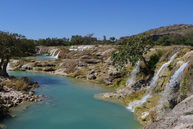 Mountain Tour - Darbat falls, Jebel Samhan, sinkholes, baobabs - Dhofar Mountain Tour in 6 hours: a packed day that stays manageable