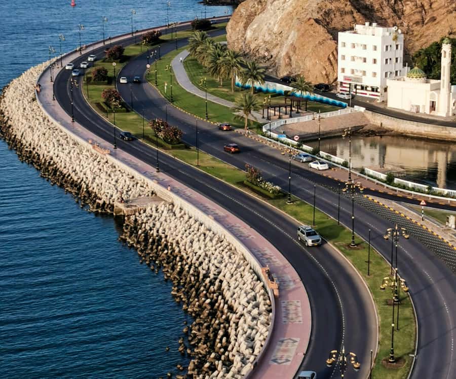 Muscat: Budget Friendly City Tour - Getting around Muscat comfortably: air-conditioned transport and smooth timing