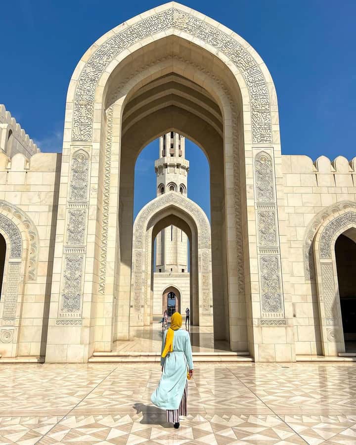 Muscat City Tour and life with Omani Guy ( luxury car). - Bait Al Zubair Museum: Oman through daily life, not just monuments