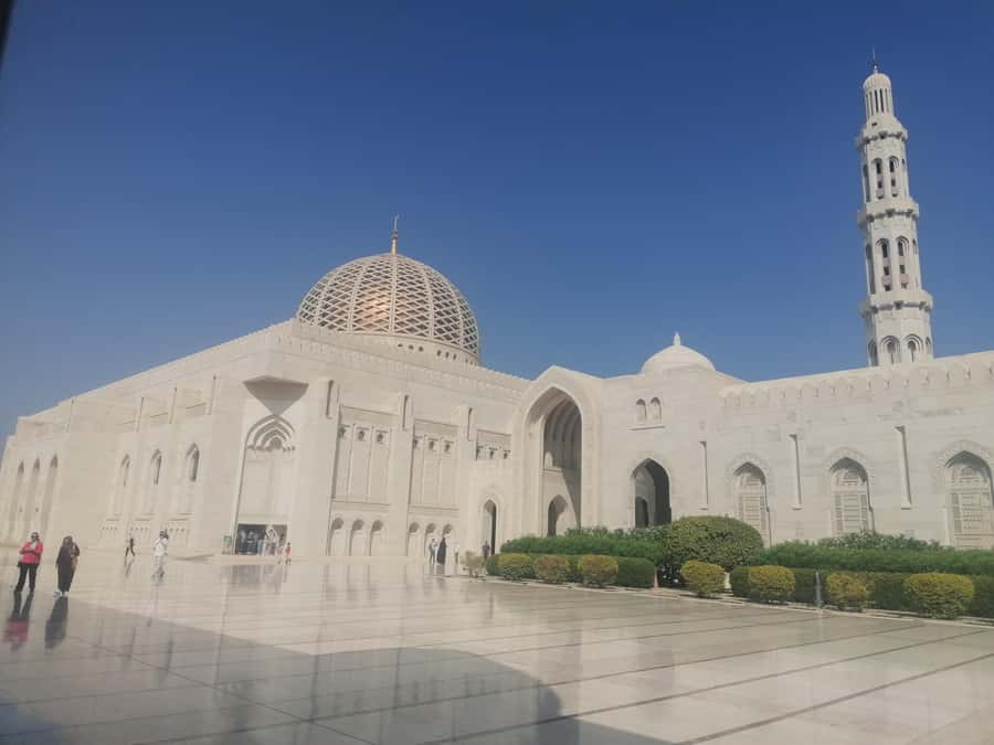 Muscat City Tour: Discover Oman's Capital in Half a Day - Royal Opera House Muscat and the Portuguese forts photo stop