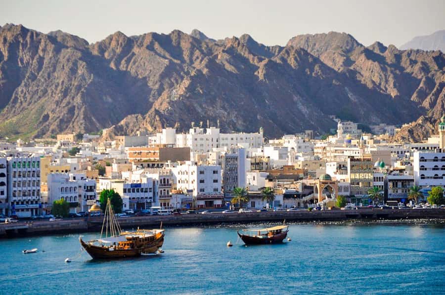 muscat city tour with pick up SMALL GROUP 7 PEOPLE MAX - Key highlights worth prioritizing
