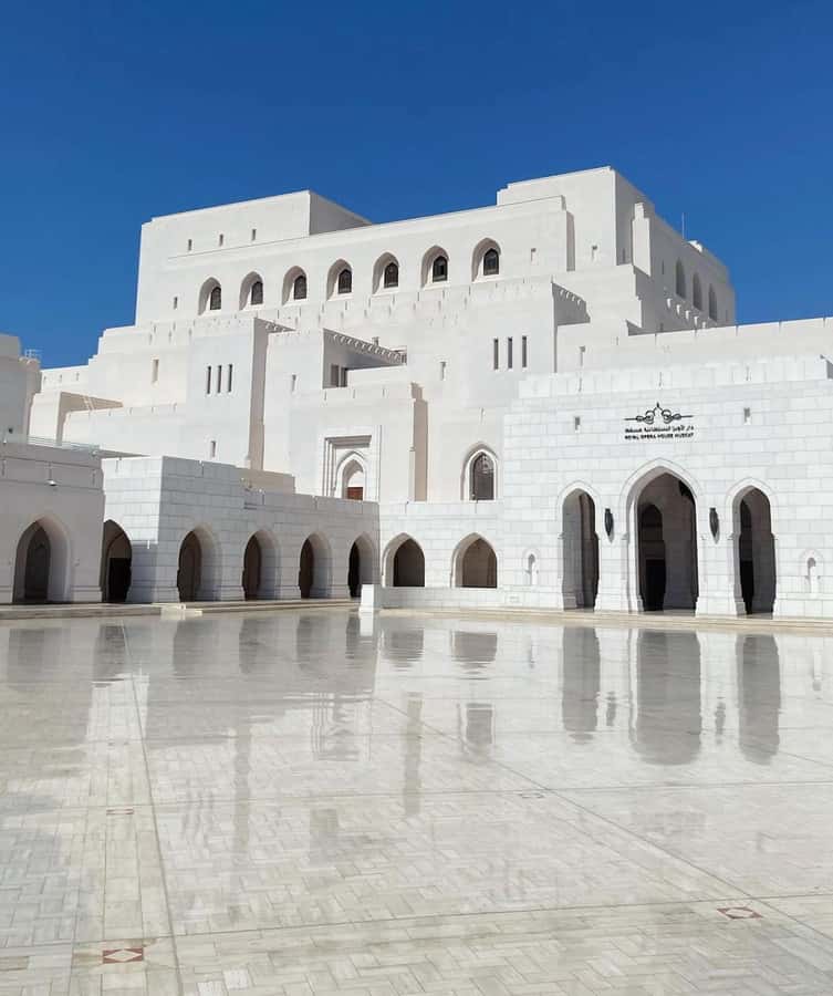 muscat city tour with pick up SMALL GROUP 7 PEOPLE MAX - Bait Al Zubair Museum: culture items you can actually picture