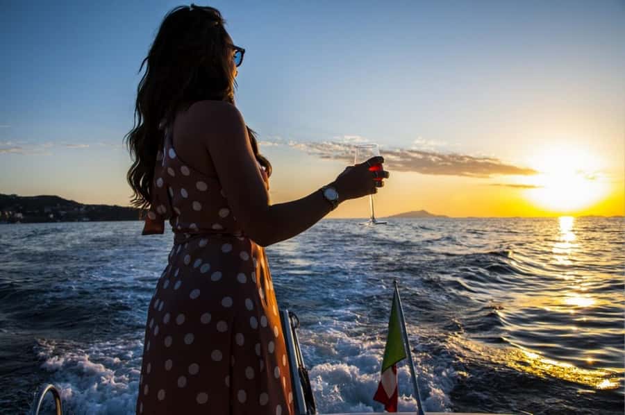 Muscat : Coastal & Sunset Boat Trip - The marina stop: why a short guided moment actually helps