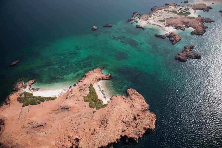 Muscat: Daymaniyat Islands Private Boat Tour with Snorkeling - A Private 6-Hour Sea Day From Muscat