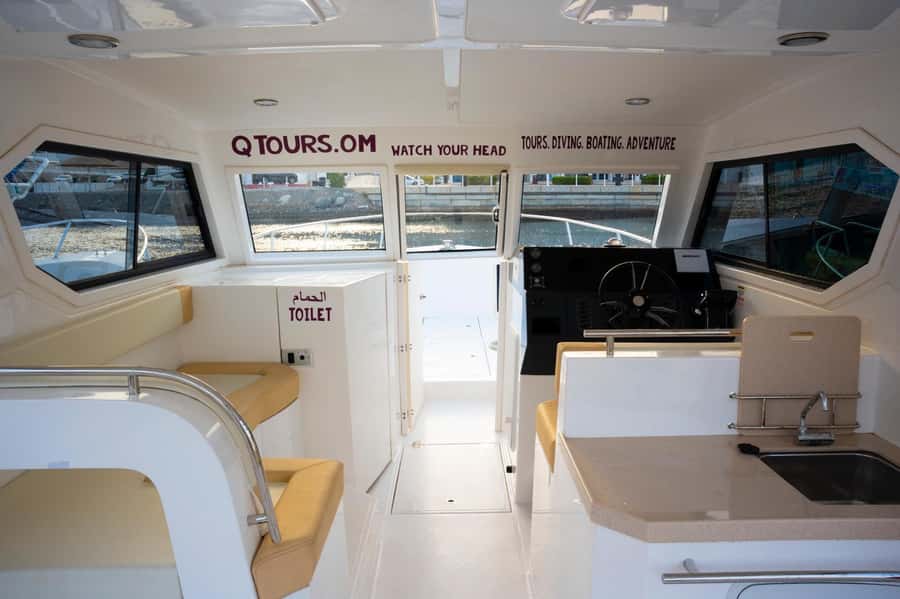 Muscat: Daymaniyat Islands Private Boat Tour with Snorkeling - Marine Wildlife Watching While You Cruise