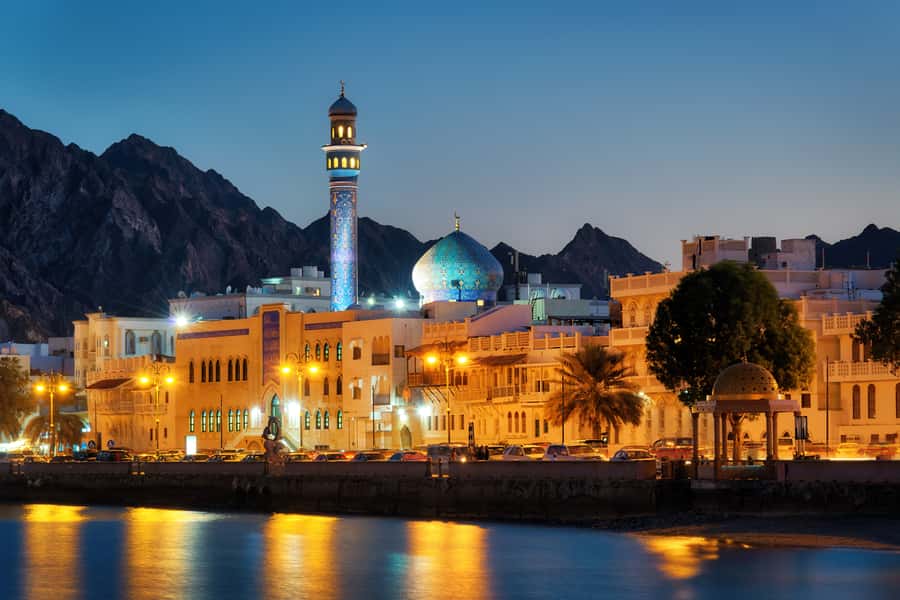 Muscat: Evening Guided City Highlights Tour by Van - Sultan Qaboos Grand Mosque: the best outside-photo angles