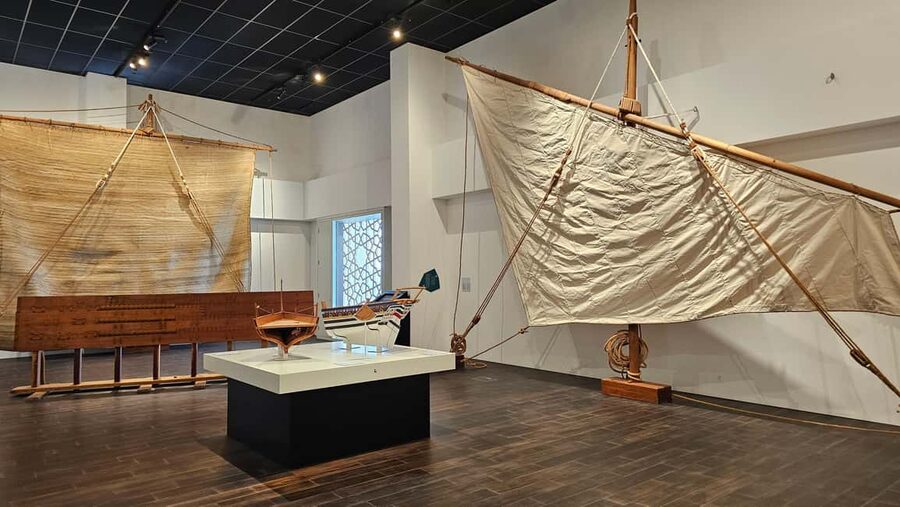 Muscat: full day tour to Nakhal, Rustaq and hot springs - Optional add-on: the Science Museum at the German University