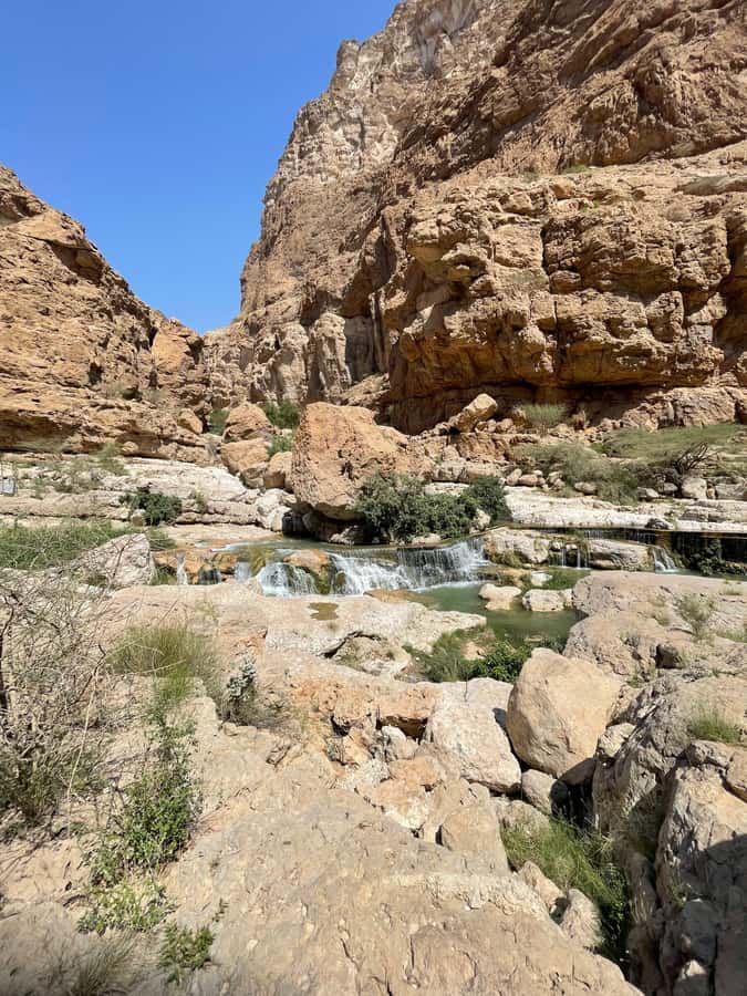 Muscat: Full-Day Wadi Shab & Bimmah Sinkhole Private Tour - Should you book the Wadi Shab and Bimmah private tour?