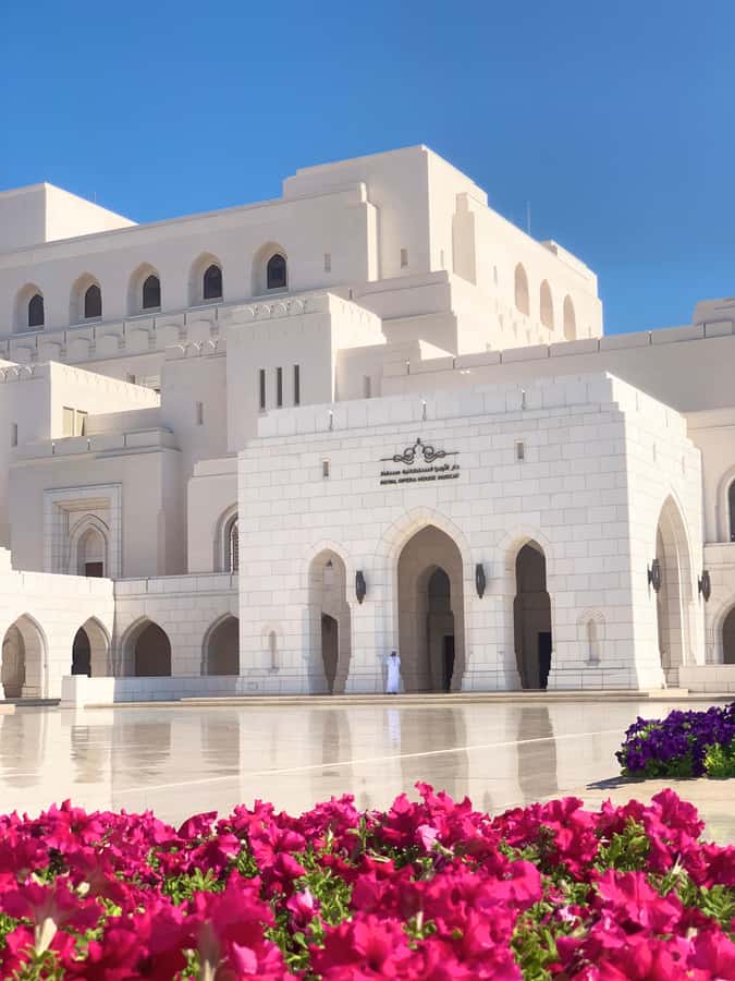 Muscat: Group City Tour with Pickup and Lunch or Dinner - Muttrah Souq and Fish Market: Where Muscat Smells Like Muscat