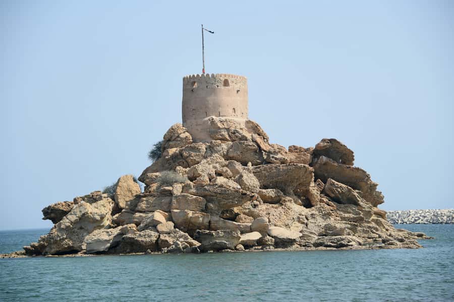 Muscat: Half-Day Guided City and Oman Coast Tour - Old Castle: customs and traditions you can actually connect to