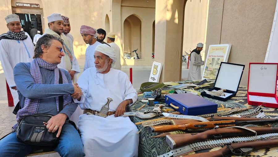 Muscat: Nizwa and Al Jabal Al Akhdar Private Tour with Lunch - Jebel Akhdar walking time near Al Aqar and Al Eayin
