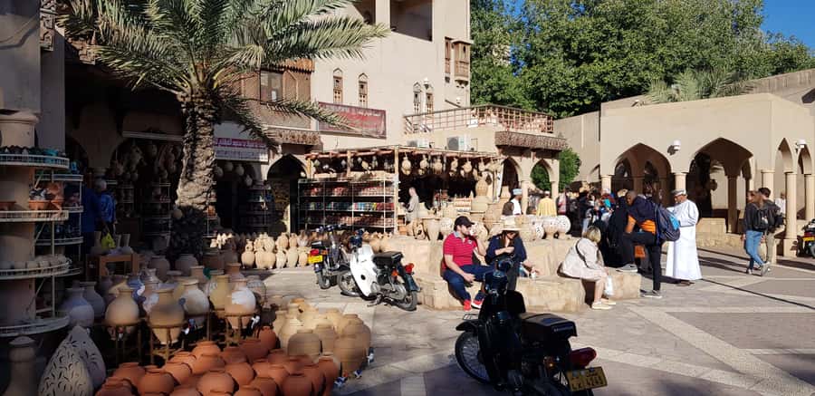 Muscat: Nizwa and Jabal Shams- Full Day Tour - Guides are the secret sauce, from Mohamed to Rashid