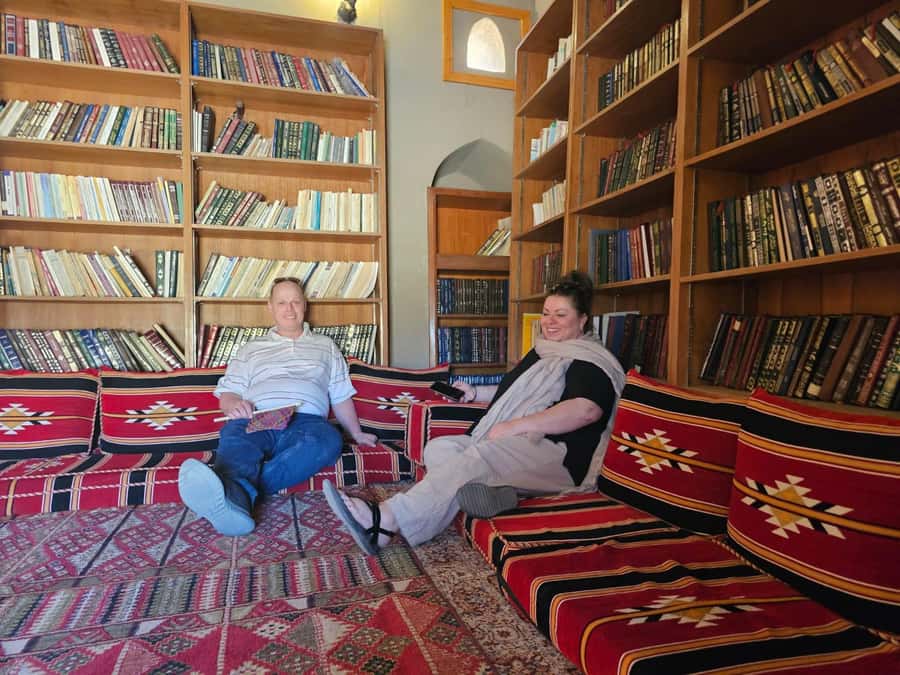 Muscat: Nizwa, Birkat Al Mouz & Oman Across Ages Museum - Nizwa Fort: a 17th-century fortress worth your attention span