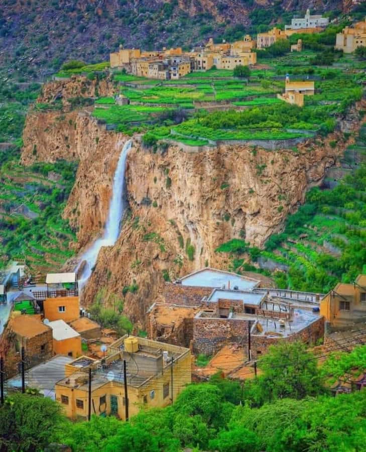 Muscat Oman Grand Canyon, Jebel Shams & Nizwa - Getting there comfortably: air-conditioned 4WD and a guide who matters