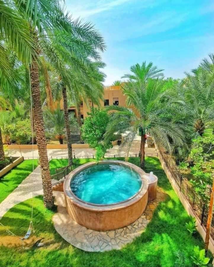 Muscat Oman Grand Canyon, Jebel Shams & Nizwa - Who should book this tour, and who might skip it