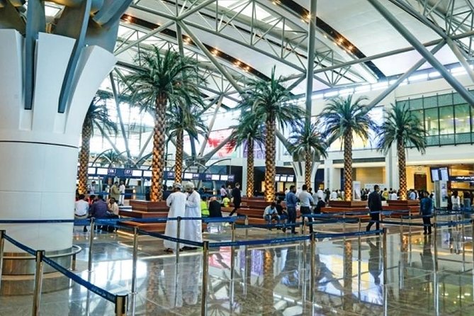 Muscat Private Arrival Airport Transfer - Hotel Drop-Off Groups in Muscat, Choose the Right One