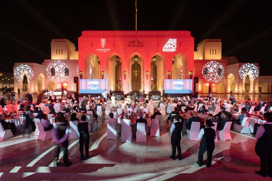 Muscat : private evening or night tour 4 hours With transfer - Corniche, then Mutrah Fort, with the best photo angle built in