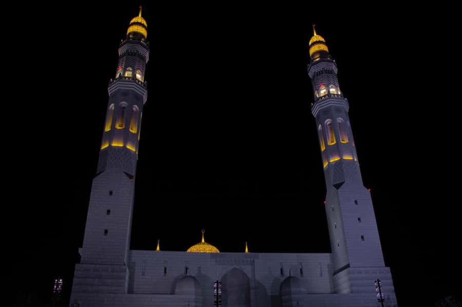 Muscat : private evening or night tour 4 hours With transfer - Pickup in Muscat with a transfer and an English live guide