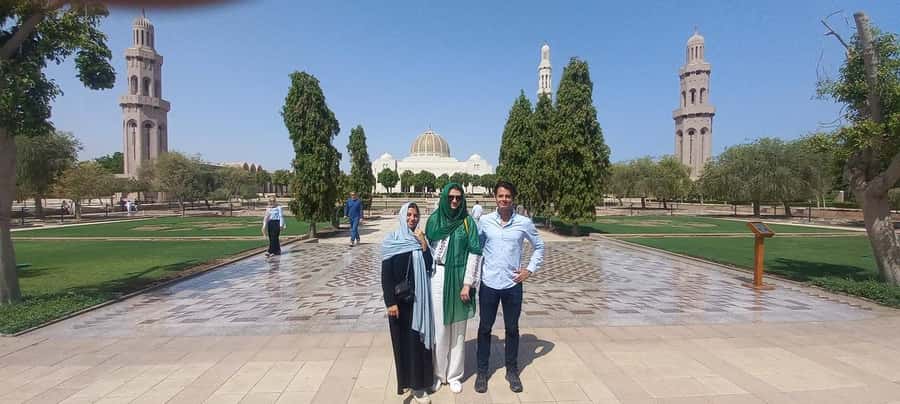 Muscat: Private Sightseeing Tour & Sultan Grand Mosque - The magic starts at Sultan Qaboos Grand Mosque