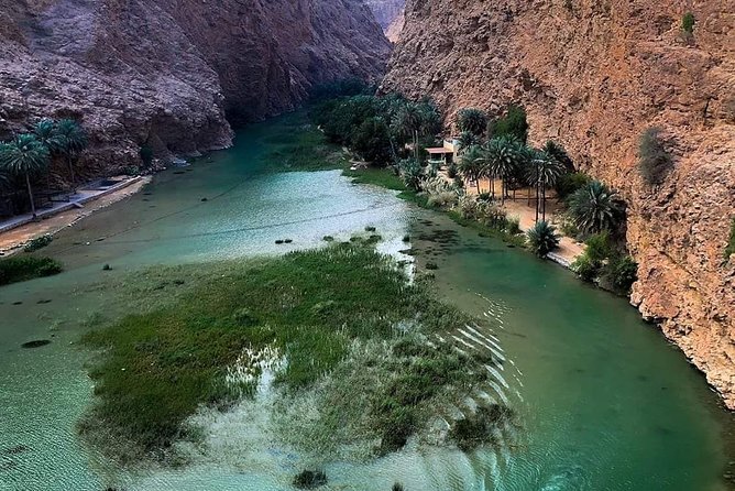 Muscat : Private trip to Wadi Shab for a full day with lunch - Key Highlights Worth Marking on Your Map