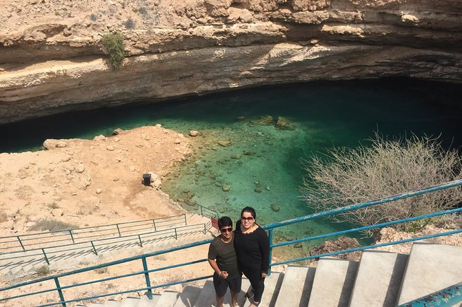 Muscat : Private trip to Wadi Shab for a full day with lunch - Lunch Included, and Why It Changes the Mood