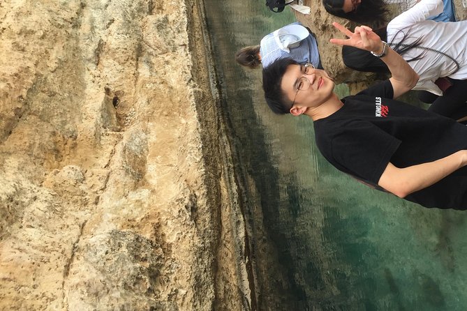 Muscat : Private trip to Wadi Shab for a full day with lunch - What a 6 Hour Private Tour Feels Like in Real Life
