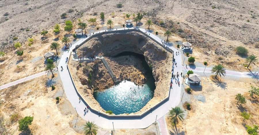 Muscat : Private trip to Wadi Shab + sinkhole - Wadi Shab: Walking Time, Valley Depth, and Where the Swim Really Happens