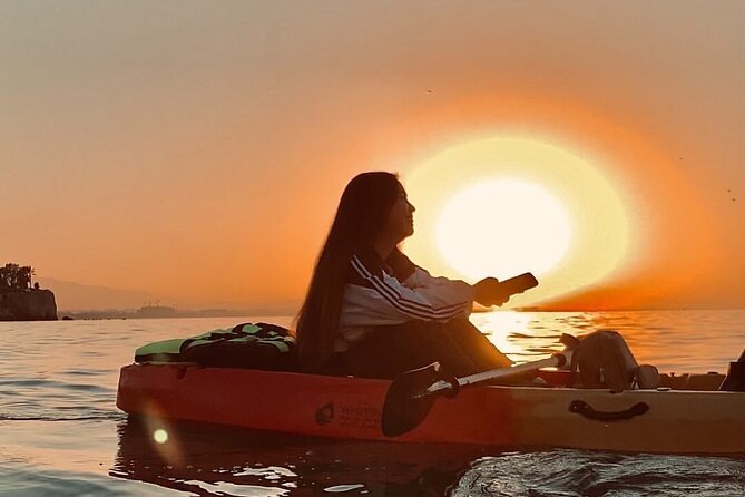 Muscat Sunset Kayak - Paddling near Muscat: what the shoreline time is really like