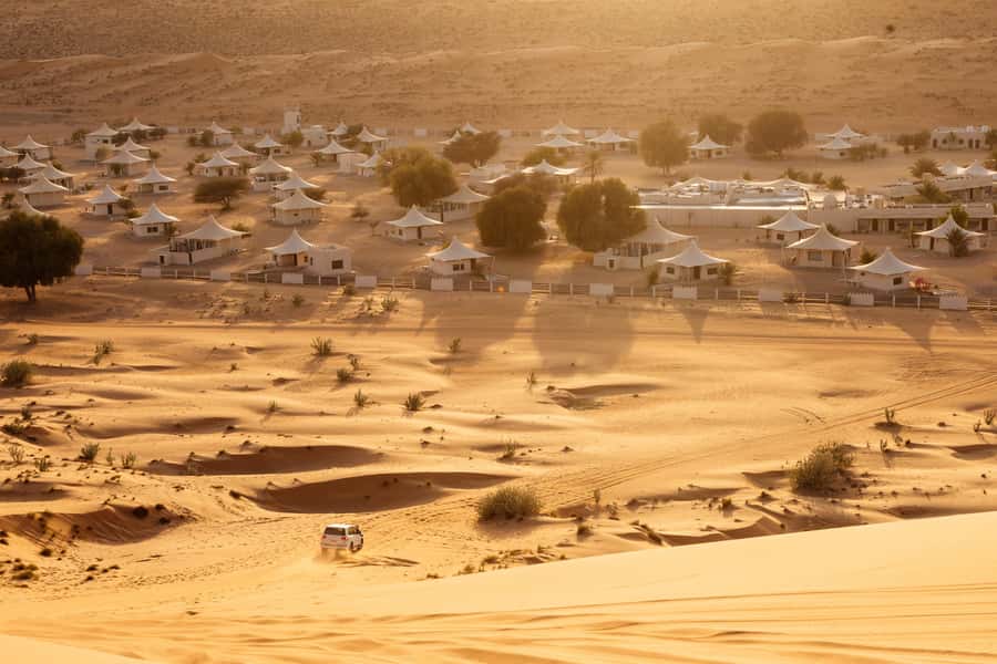 Muscat: Wadi Bani Khalid Oasis & Oman Desert Tour - Lunch Timing Near the Wadi: What’s Included and What to Budget