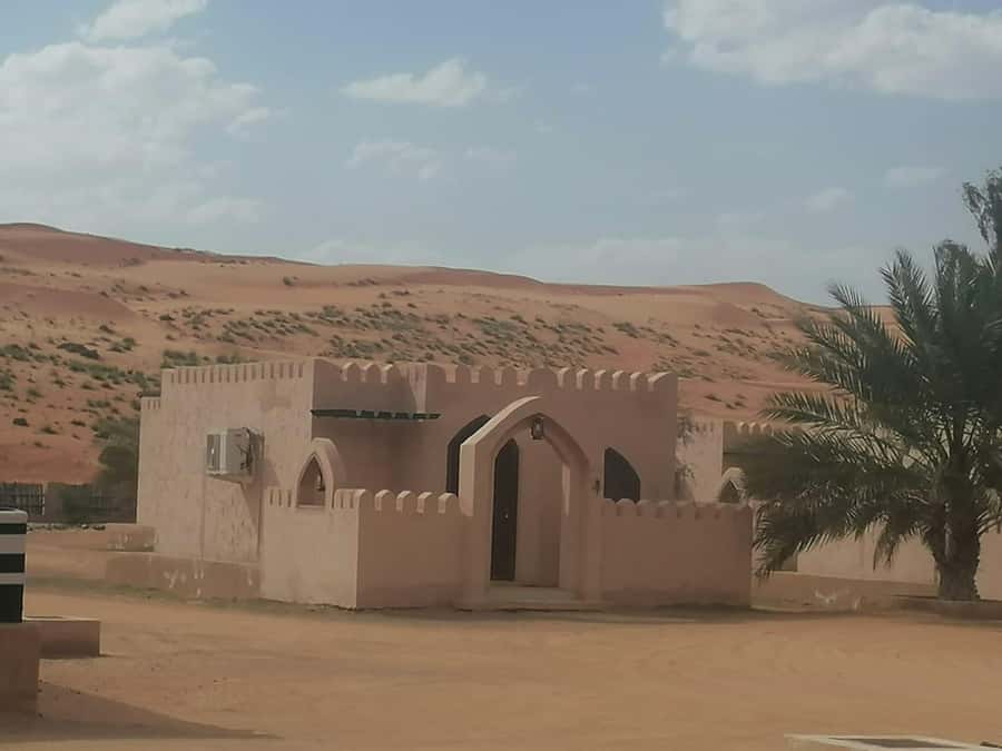 Muscat: Wadi Bani Khalid & Wahiba Sands Full-Day Tour - Wadi Bani Khalid Emerald Pools and Rocky Canyon Time