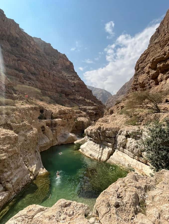 Muscat: Wadi Shab & Bimmah Sinkhole Tour with Pickup & Lunch - From Muscat Doorstep to Wadi Shab: Pickup, Comfort, and Drive Time