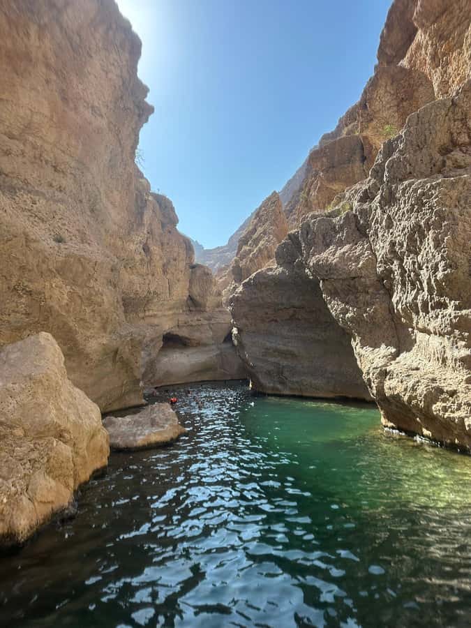 Muscat: Wadi Shab & Bimmah Sinkhole Tour with Pickup & Lunch - Price and Value for a 10-Hour Oman Nature Day at $130