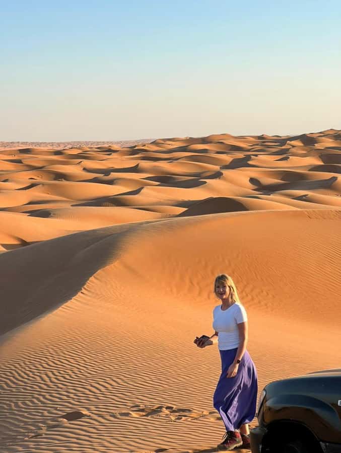 Muscat: Wahiba Sands & Wadi Bani Khalid Full-Day Tour+Lunch - Balance Check: Who Should Book This, and Who Might Skip It