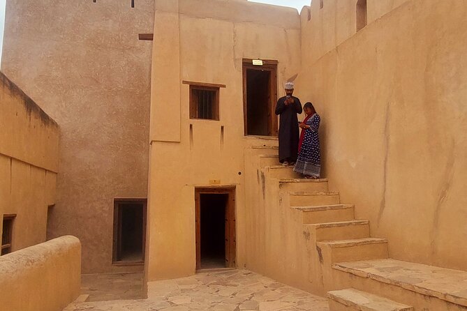 Nizwa and Green Mountain Group Full day tour - Nizwa Fort: Water-Linked Architecture and How to Use Your Hour