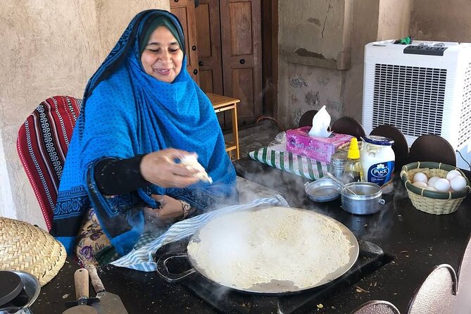 Nizwa and Oman's Grand Canyon: Full-Day Adventure - Jebel Shams: The Highest Mountain and the Wadi Ghul Drop-Off