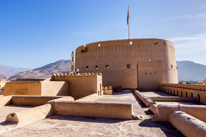 Nizwa and Oman's Historical Gems Tour - Getting from Muscat: timing, pickup, and small-group feel