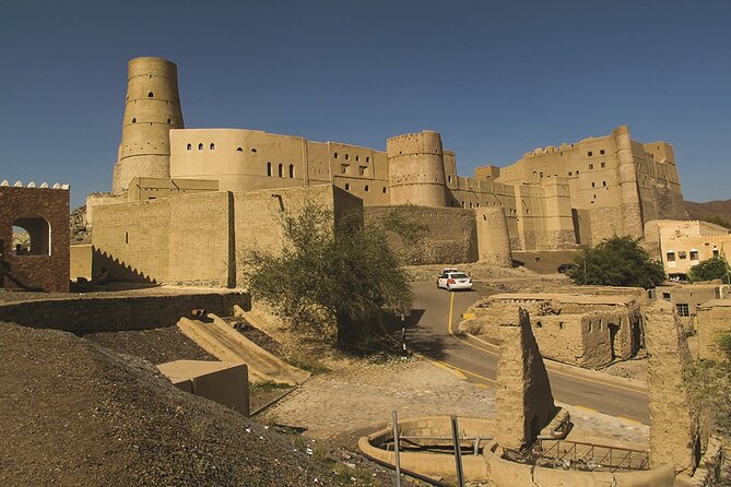 Nizwa Full Day Tour from Muscat with JABREEN fort - Jabreen Castle: the 17th-century highlight with the best details