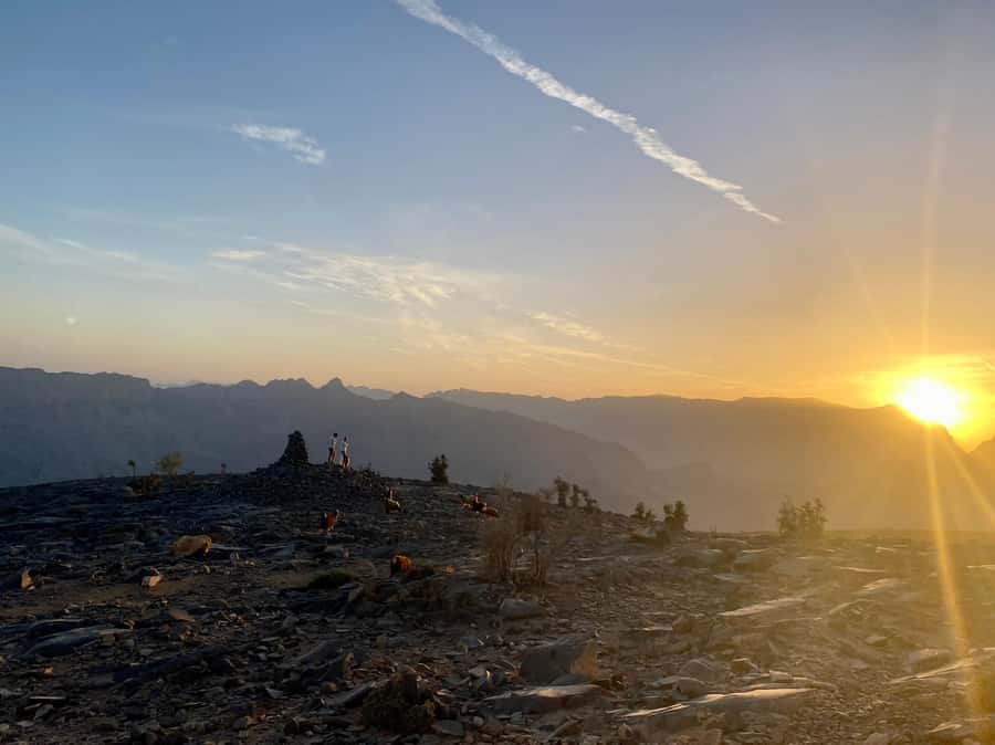 Nizwa: Jebel Shams Balcony Walk and Via Ferrata Adventure - Jebel Shams, Grand Canyon Views, and That First Jeep Ride