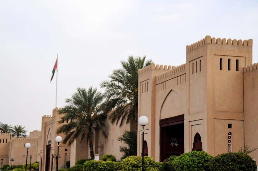 Nizwa Market, Nizwa Fort, Misfat Al Abriyeen, Jabal Shams - Nizwa Souq: pottery, halwa, spices, and the Friday cattle market feel