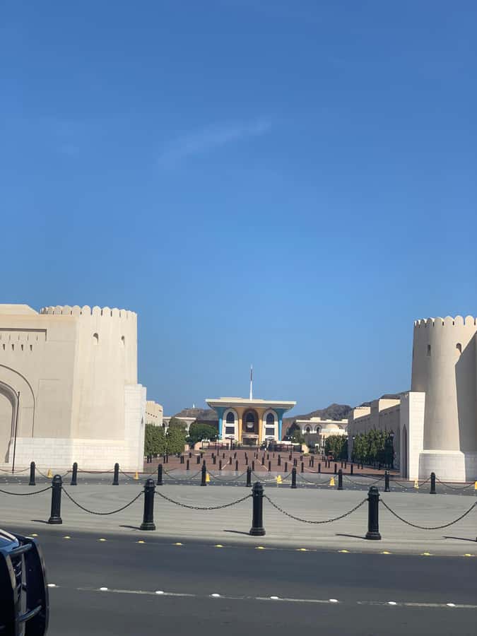 Oman: Private City Tour of Muscat with pick up/drop off - Dress code for the Sultan Qaboos Grand Mosque
