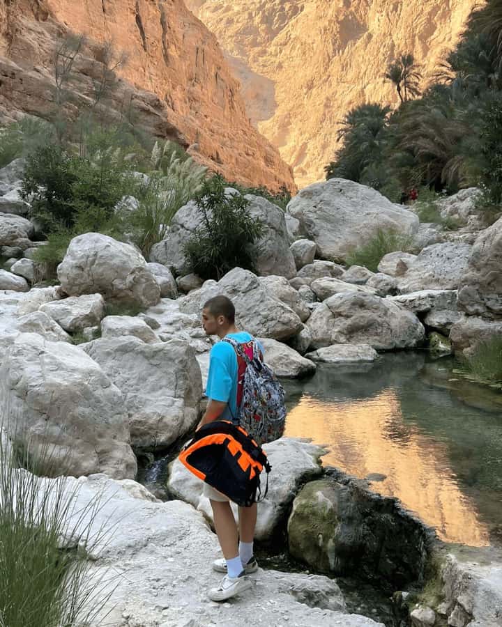 Oman’s Hidden Gems: Wadi Shab & Bimmah Sinkhole - Price and Value: Why $30 Can Make Sense Here
