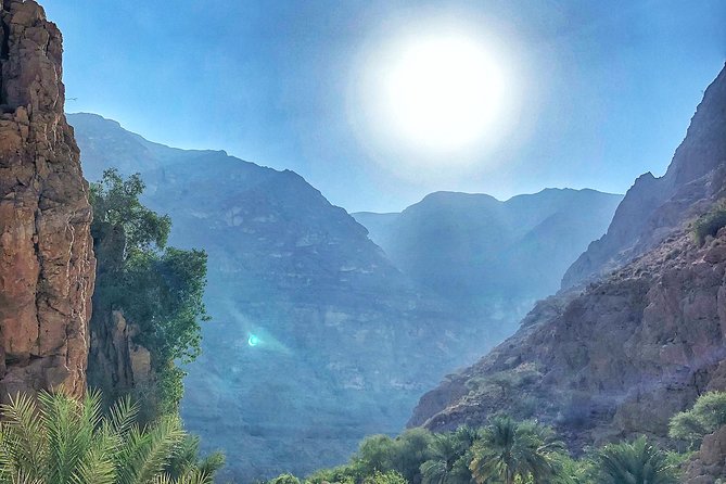 Overnight Desert Tour with Wadi Bani Khalid - Meals, Drinks, and Ramadan Timing: Plan Around What’s Included