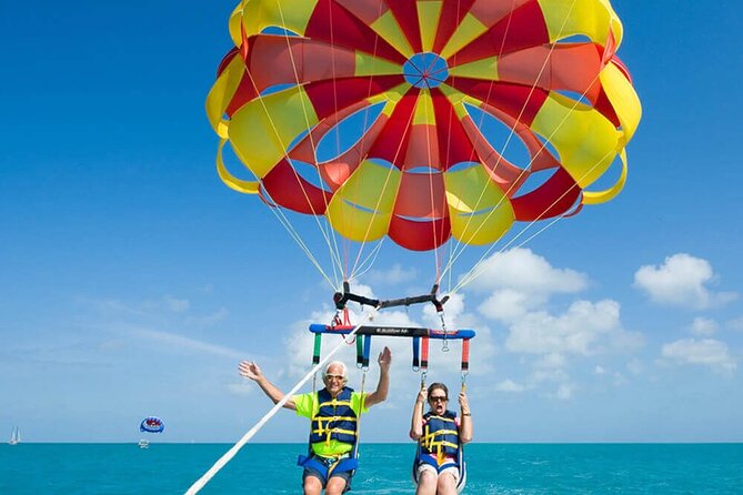 Parasailing tour in Al Mouj Muscat - Why Al Mouj Marina parasailing is a smart Muscat add-on