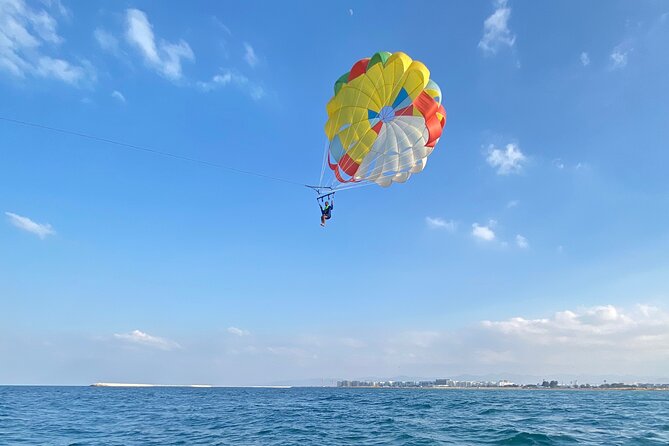 Parasailing tour in Al Mouj Muscat - Getting to the meeting point and what to do first