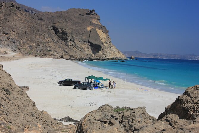 Private Caribian Orient (Swiming in Fazayeh Beach ) - Ayn Sahalnoot and Al Mughsail: more coastal nature stops in between