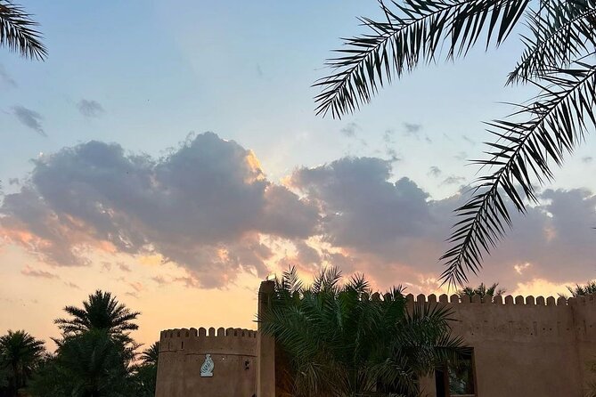 Private Day Tour to the Enchanting Forts of Nizwa - Bahla and Pottery Country: Earthenware Tradition in a Short Stop