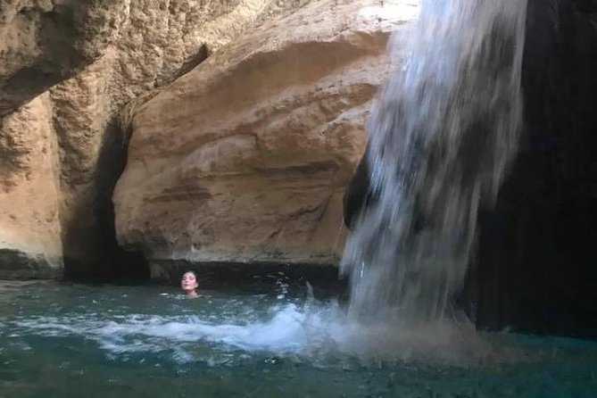 Private Day Trip to Wadi Shab & Bimmah Sinkhole Price Up To 5 Persons - Wadi Shab canyon hike, pools, and the cave waterfall swim