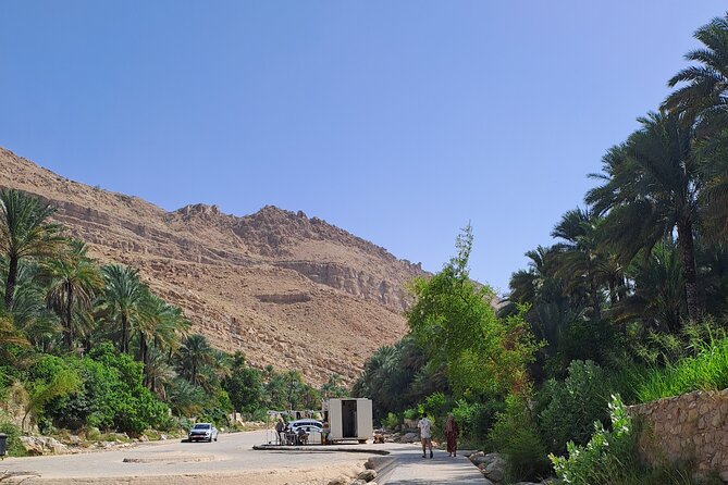 Private Desert and Wadi Tour in Oman - How to pace yourself for a smooth, not-stressy day