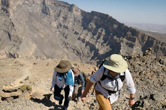 Private Full Day Guided Balcony Walk Hiking to Jebel Shams - A full day that starts with sunrise country, not paperwork
