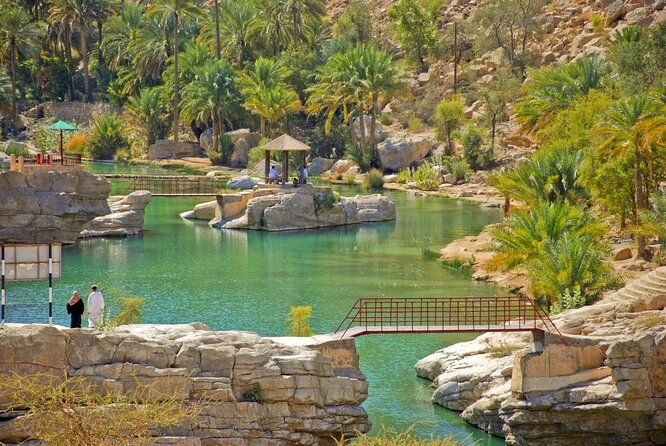 Private Full-Day Wadi Tiwi and Bimmah Sinkhole Tour from Muscat - Key Things I’d Prioritize on This Day Trip
